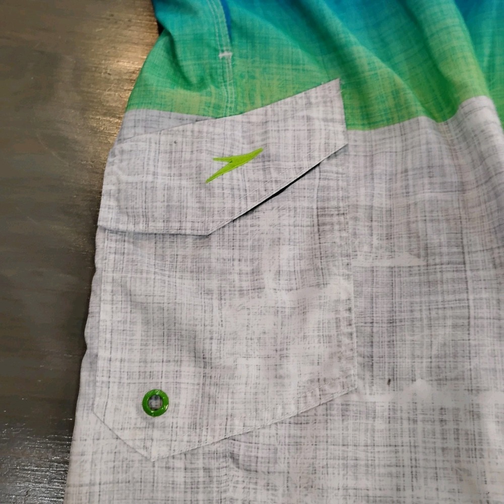 SPEEDO Board Shorts /Swim Trunks Men's XL Gray With Blue Green Turquoise Ombre - Picture 4 of 10
